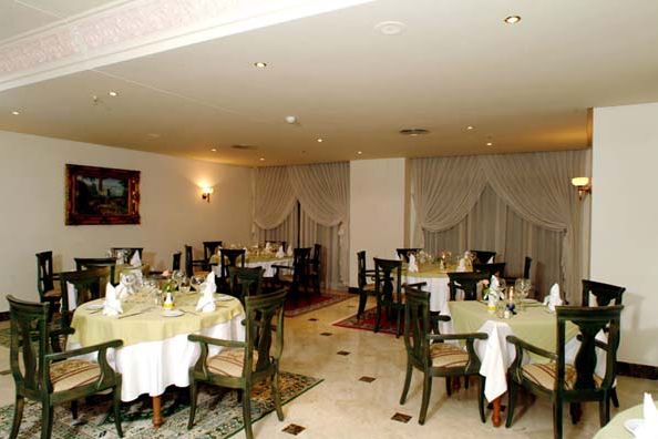 Photo of restaurant of hotel 